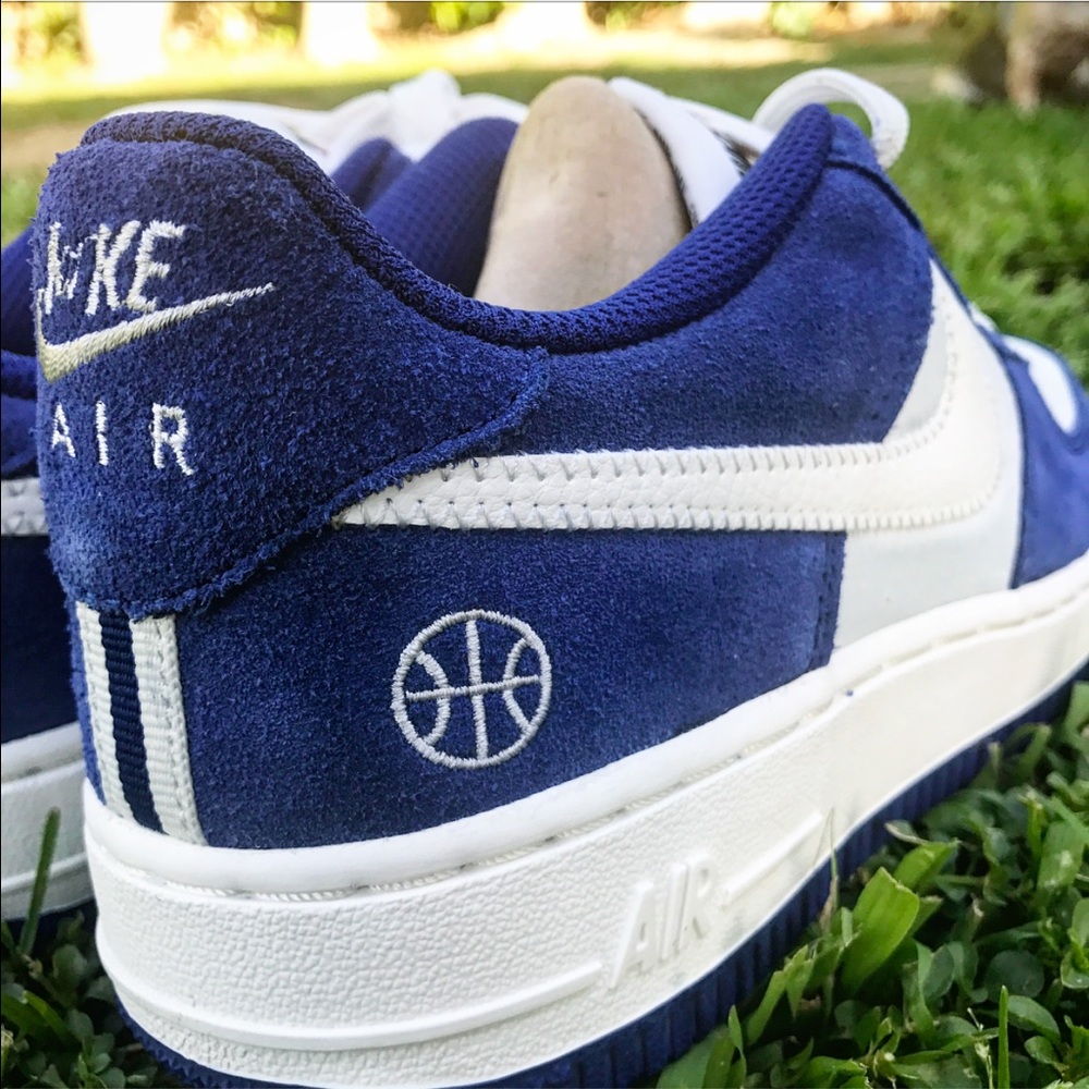 NWOB NIKE AIR FORCE 1 BLUE SUEDE SIZES 5.5 y, 7 Y - Picture 5 of 8