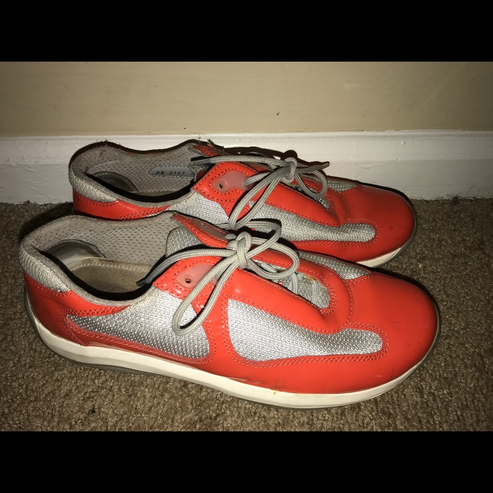 ORANGE PRADAS