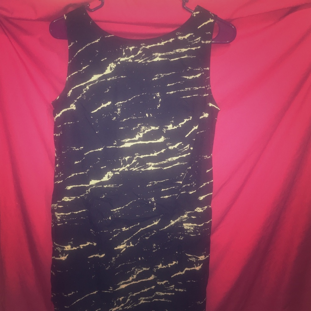 GAP Twist-Back Shift Dress