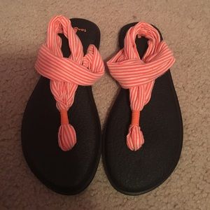 Sanuk yoga sling sandals