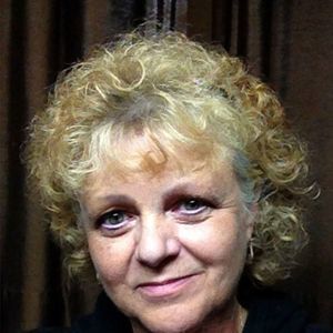 Meet your Posher, Linda