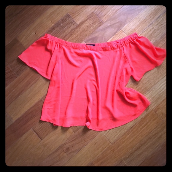 ASOS Tops - Adorable swingy off the shoulder top!