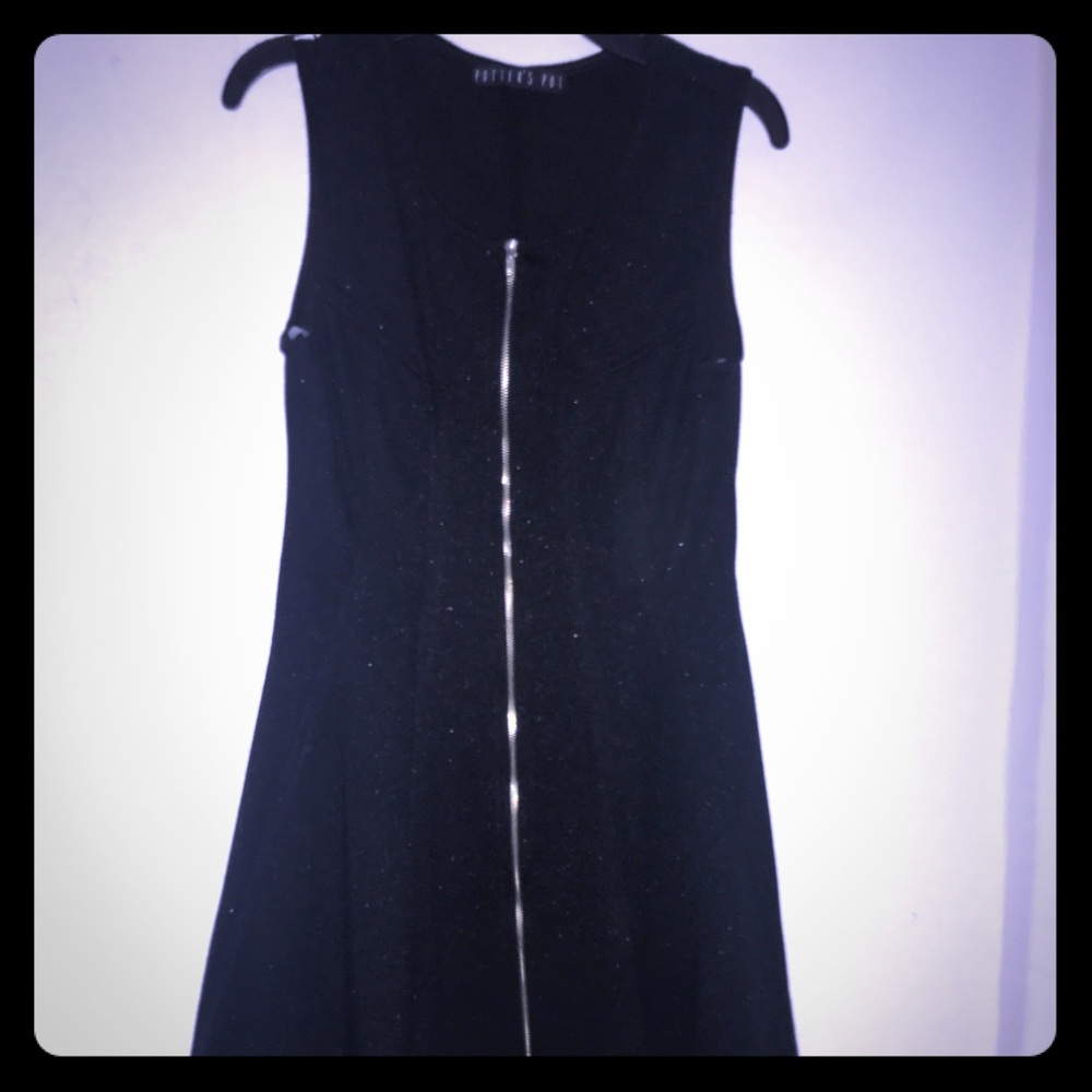 ⚫️Black skater style dress