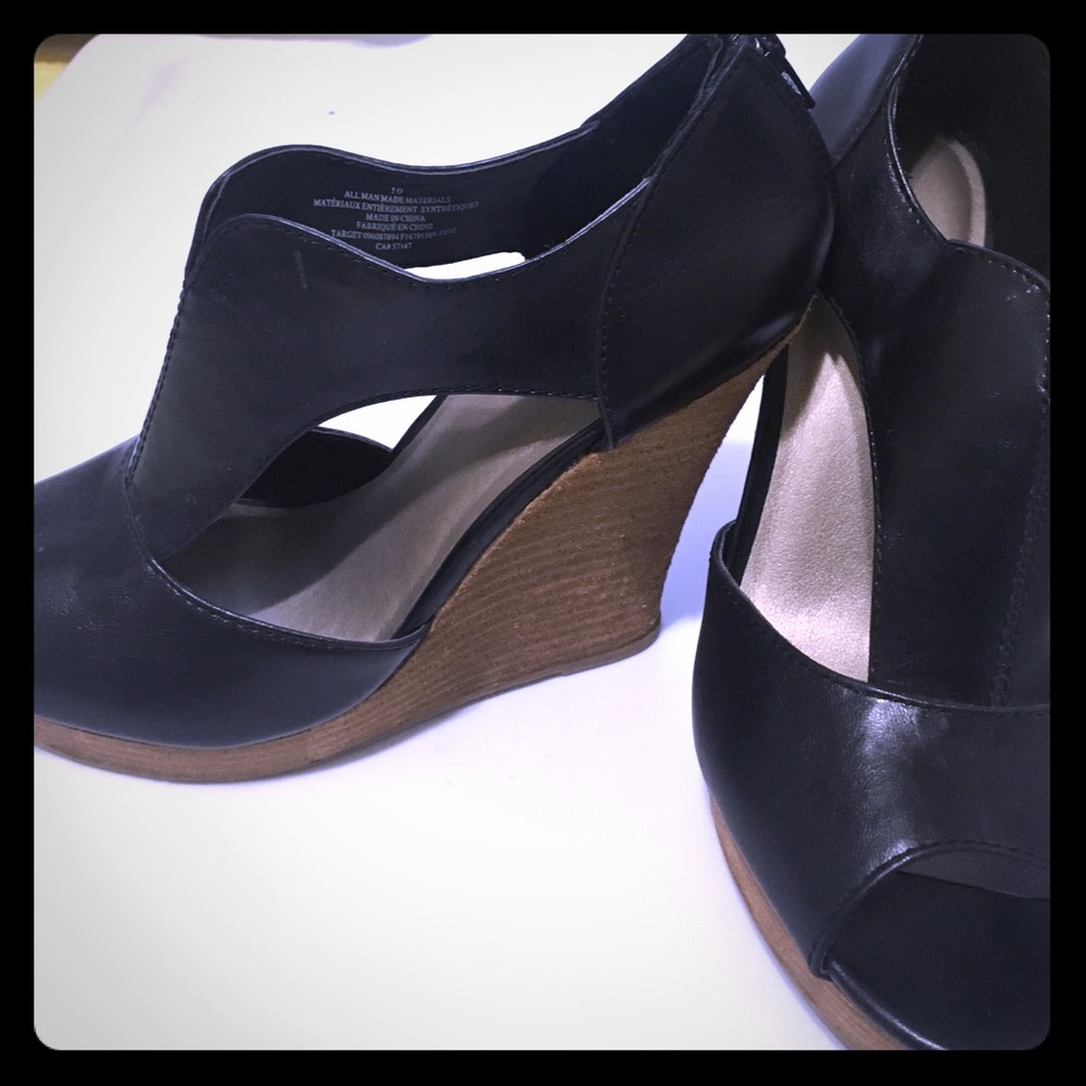 Black wedges size 10