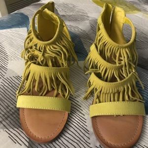 Beautiful Madden Girl Sandals!