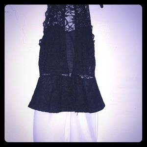 🃏Black and white peplum dress with lace