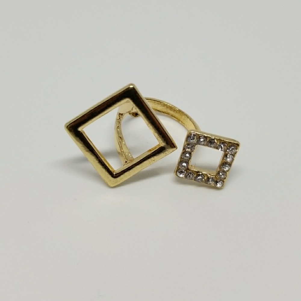 Double Ring Shape Multi Stone Ring