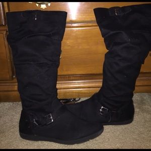 New women's black boots size 8 1/2