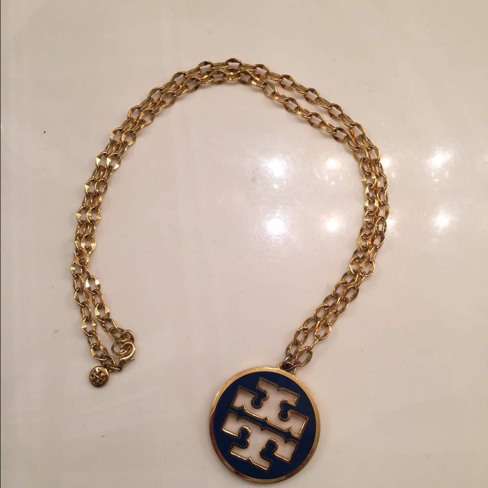 Tory butch necklace