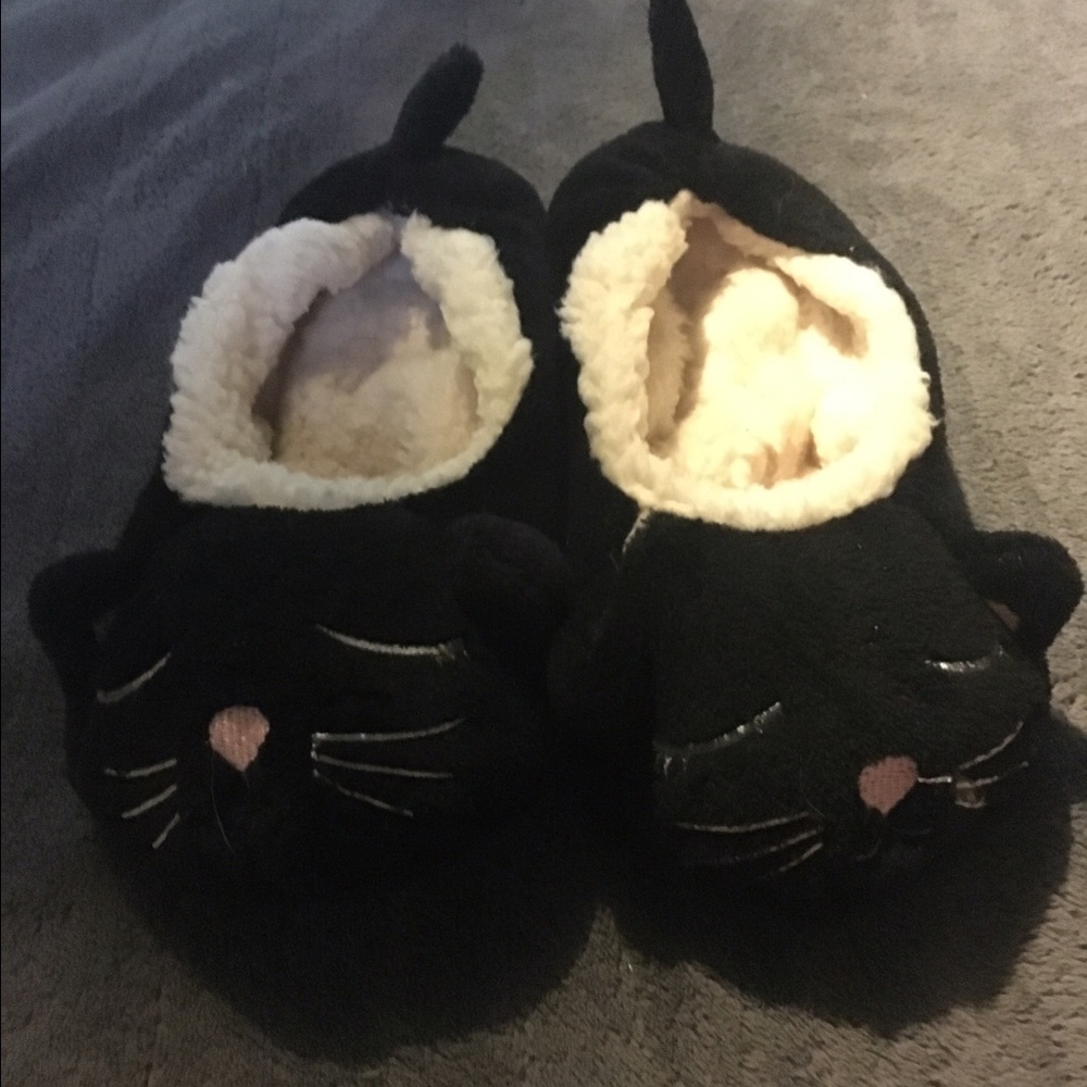 Cat slippers 🐱