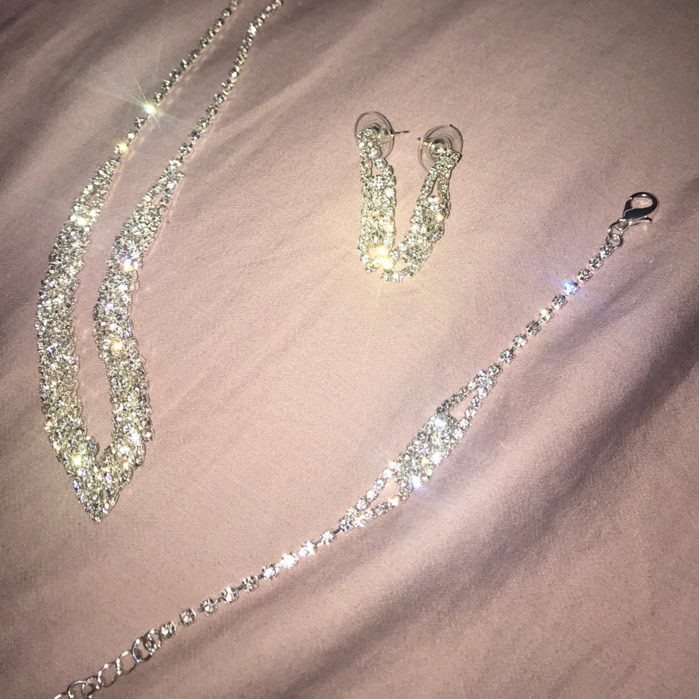 Necklace Earrings and bracelet set