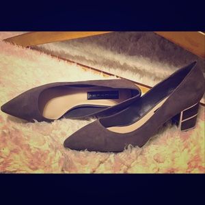 👠 Chic Grey Suede Block Heels 👠