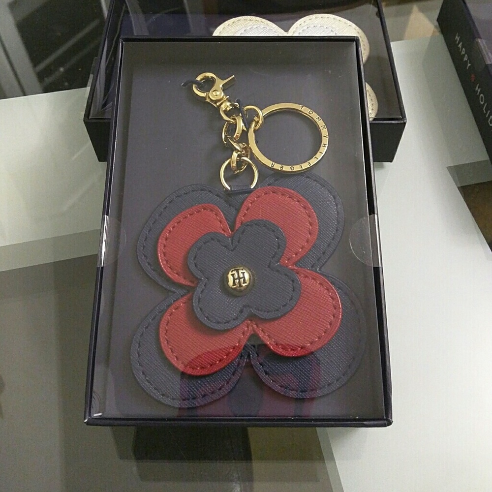 Tommy Hilfiger KeyChain. - Picture 3 of 8