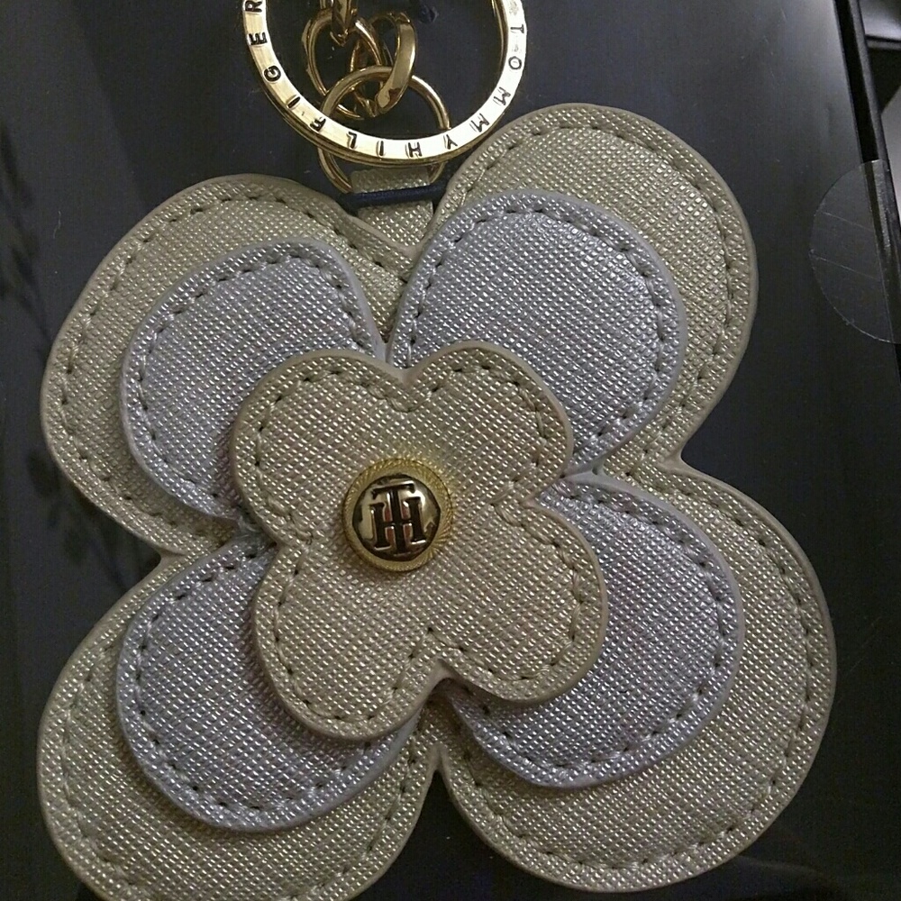 Tommy Hilfiger KeyChain. - Picture 6 of 8