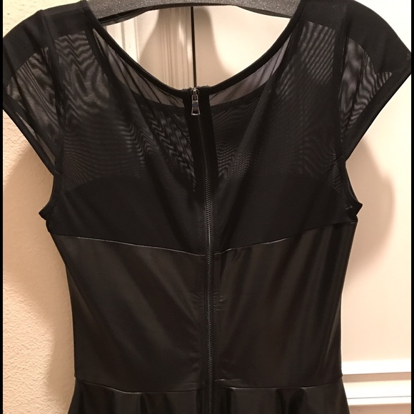Sheer & Leatherette Peplum Top - Picture 4 of 5