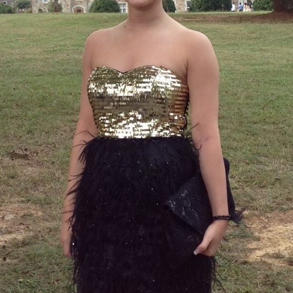 Gold Sequined and Black Feather Dress - Picture 4 of 4
