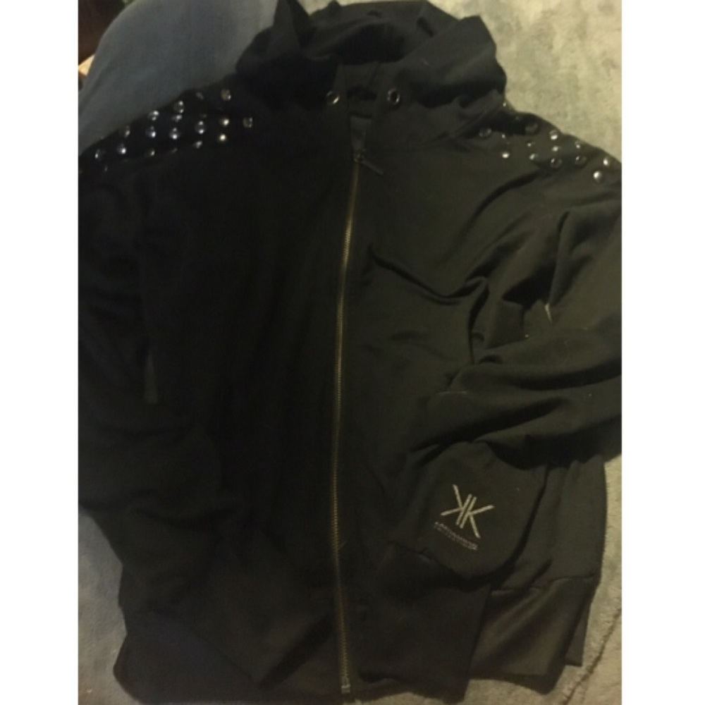 Kardashian zip up