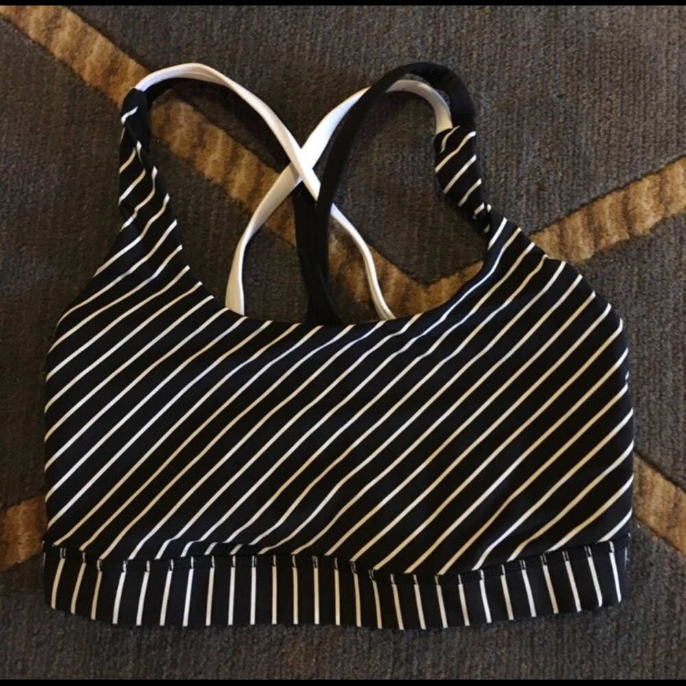 Lululemon Sports Bra Size 4
