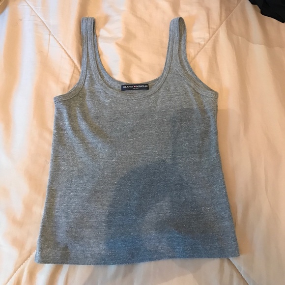 Brandy Melville crop top - Picture 1 of 2