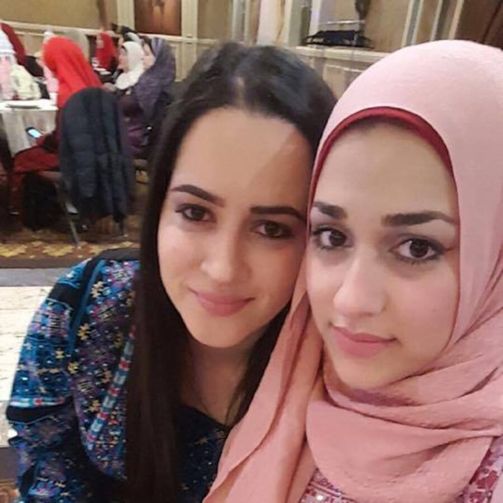 Meet your Posher, Nisreen