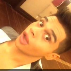 Meet your Posher, Christopher