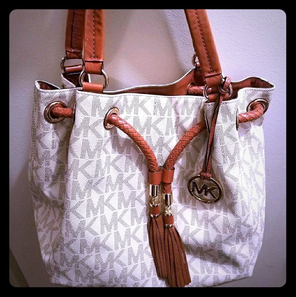 Authentic Michael Kors purse and wallet