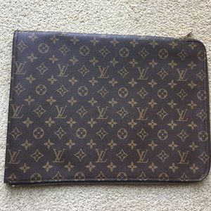 Louis Vuitton Poche Document Portfolio Case