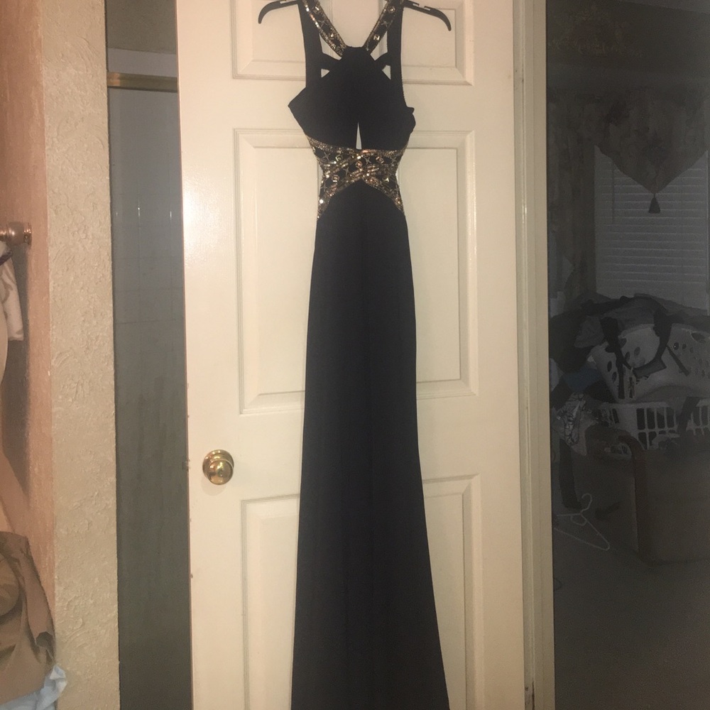 ONLY WORN ONCE Prom Dress!!