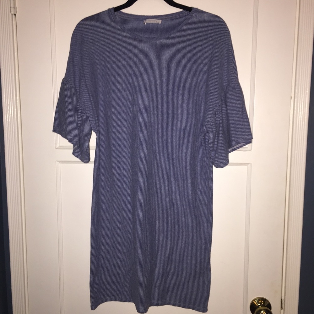 Zara puffy sleeve striped dress