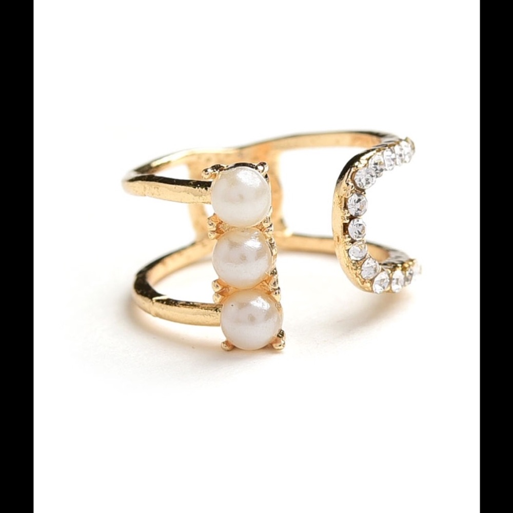Triple Pearl Multi Stone Ring