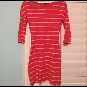 Express quarter sleeve dress