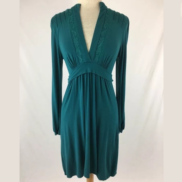 BCBGMaxAzria Dresses & Skirts - BCBG Max Azria dress