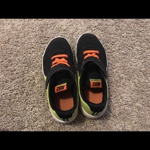 Boys Neon Nike Sneakers