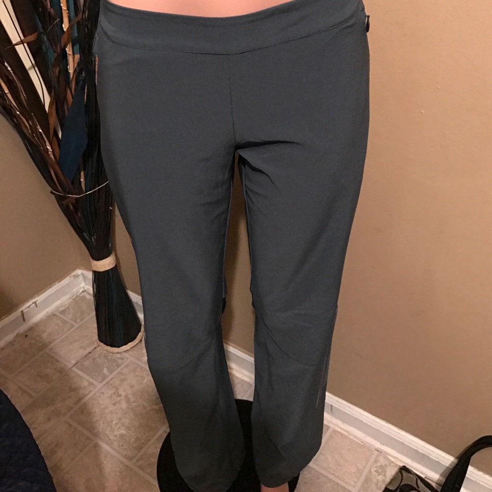 Adidas - Picture 2 of 3