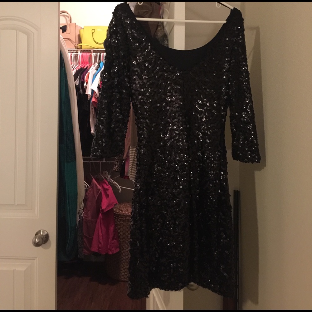 Gorgeous black sequence dress