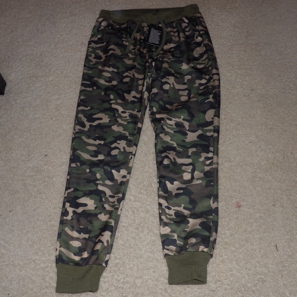 Camouflage Jogger Pants - Picture 2 of 2