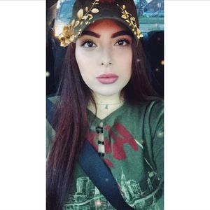 Meet your Posher, Reem