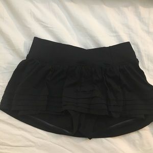 Lululemon breath of fire skirt
