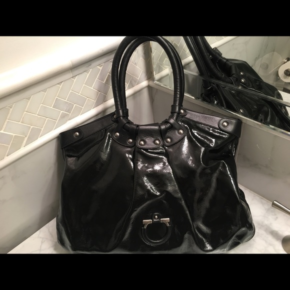 SALVATORE FERREGAMO BAG-MINT CONDITION-AUTHENTIC! - Picture 1 of 7