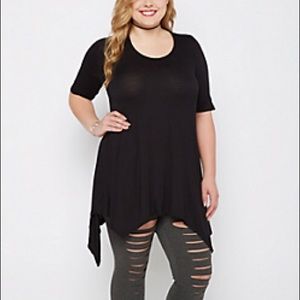 Rue21+ Black Sharkbite Tee 3X 🖤