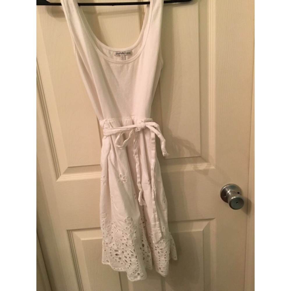 White lace dress
