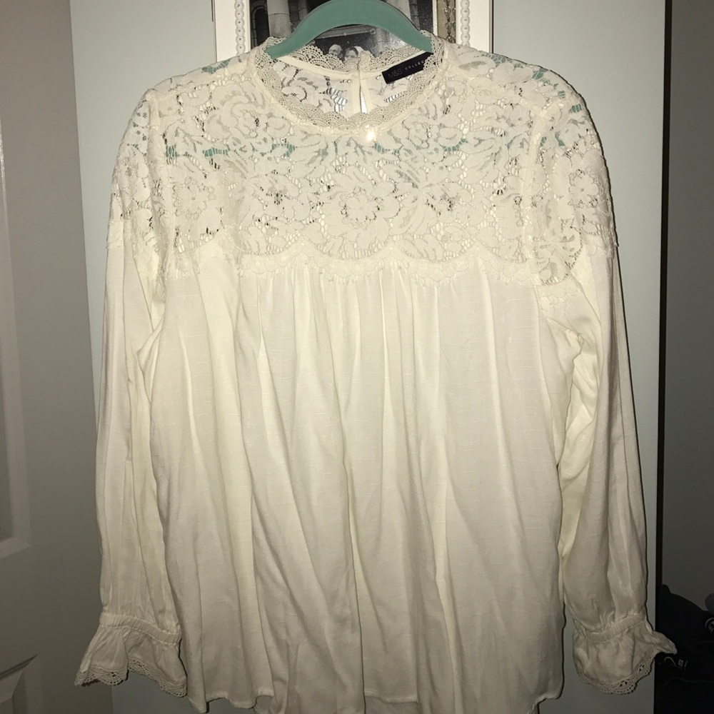 Ivory lace detail top
