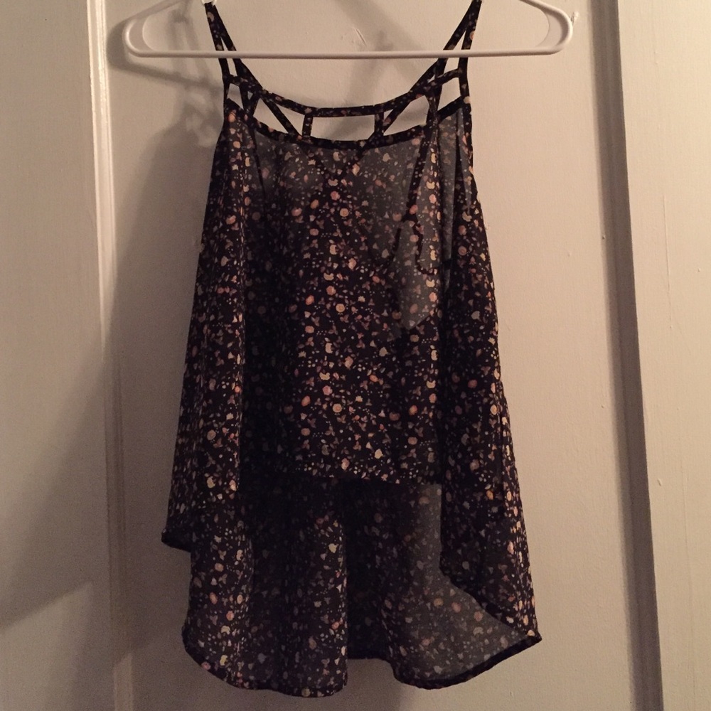 Flowy floral high-low top