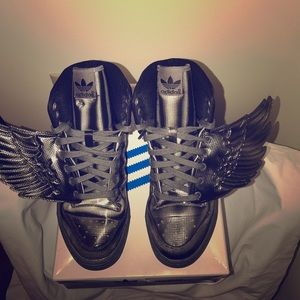 Jeremy Scott Folded Wings