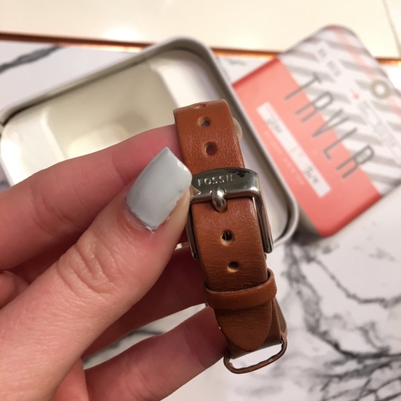 ⚡️SALE⚡️NEW FOSSIL WATCH!!