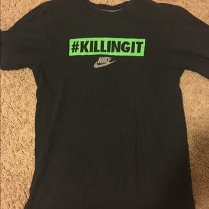 Nike #KillinIt T-Shirt size small