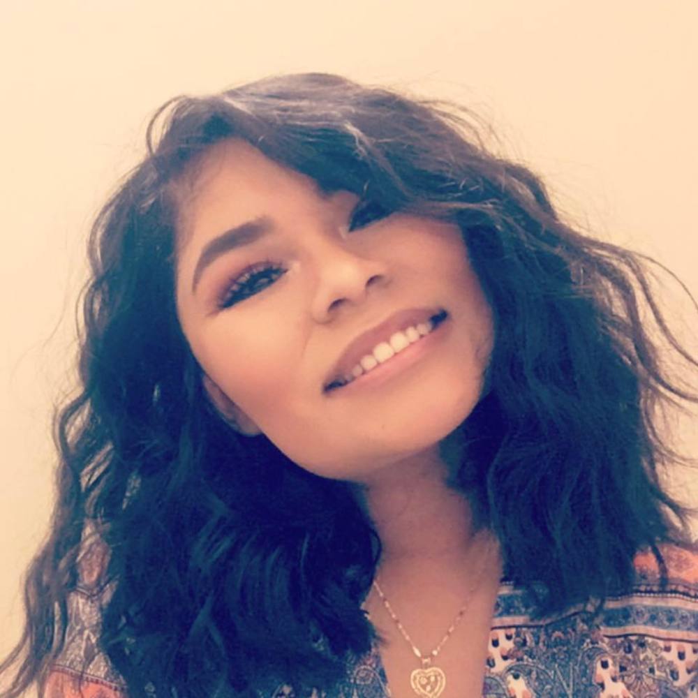 Meet your Posher, Dariela