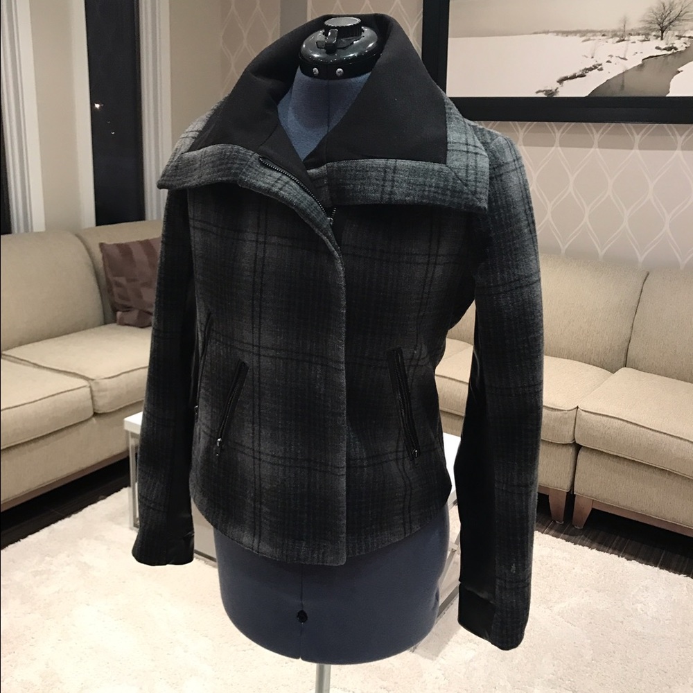 Victoria Secret Coat small