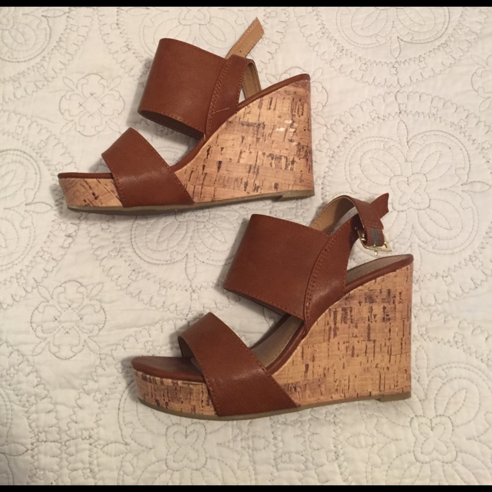Brown Wedges
