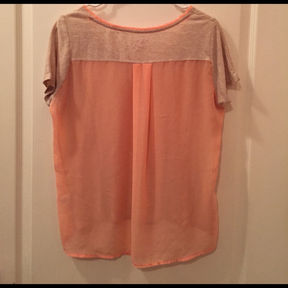 Spring blouse! - Picture 2 of 2